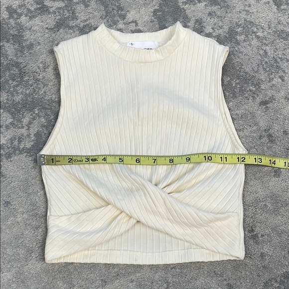 New Ceme Rib Knit Twist Hem Crop Top Sleeveless Cream Sz S - Picture 4 of 6